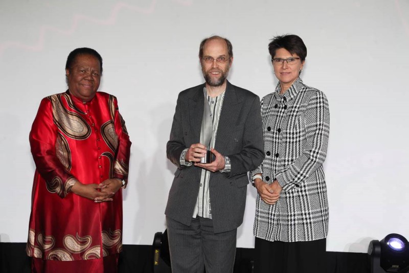 Martin received the award from Mrs Naledi Pandor and Ms Anita Loots