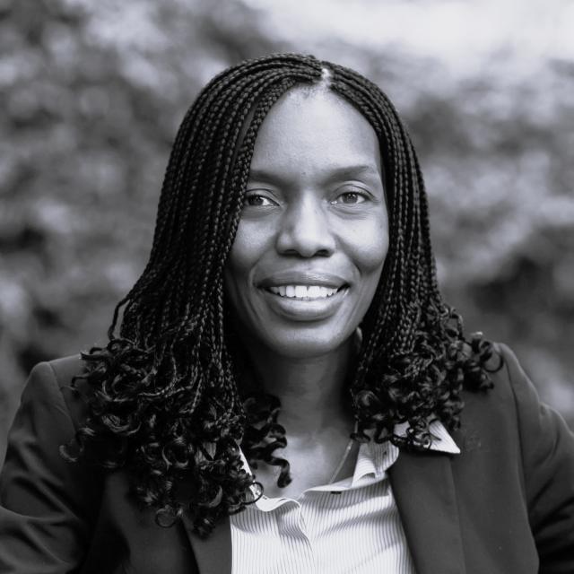 Dr Linda Zuze